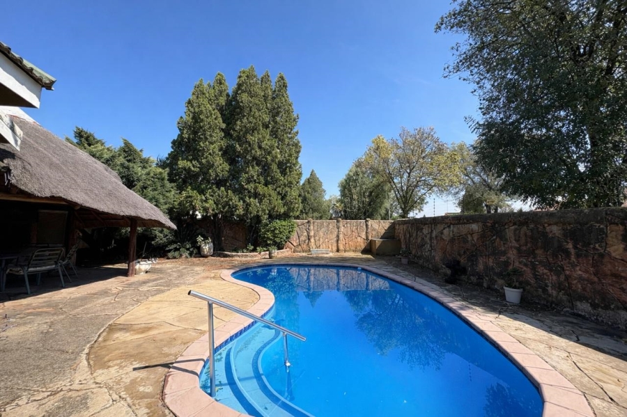 3 Bedroom Property for Sale in Vaalpark Free State